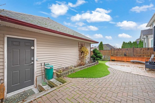 5742 148 Street, Surrey, BC 