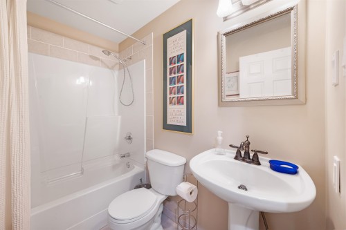 5742 148 Street, Surrey, BC 