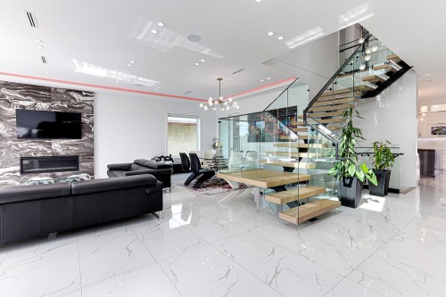 5920 181 Street, Surrey, BC 