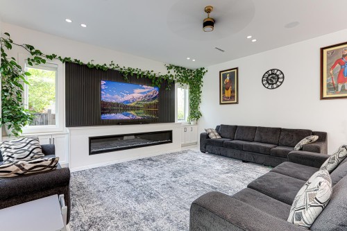 5920 181 Street, Surrey, BC 