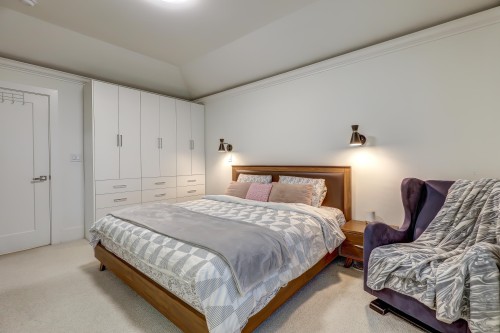 2525 168 Street, Surrey, BC 