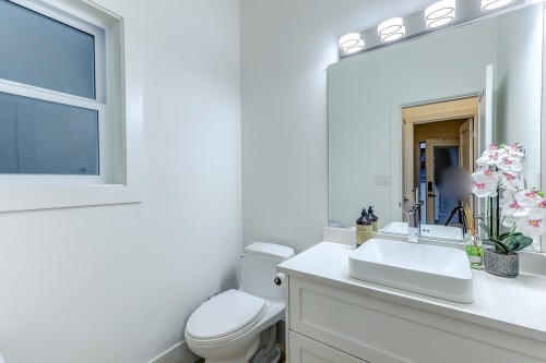 2525 168 Street, Surrey, BC 