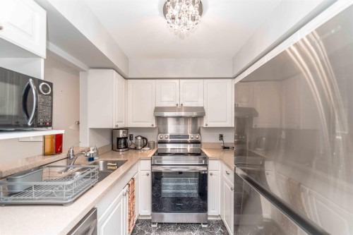 102-33675 Marshall Road, Abbotsford, BC 