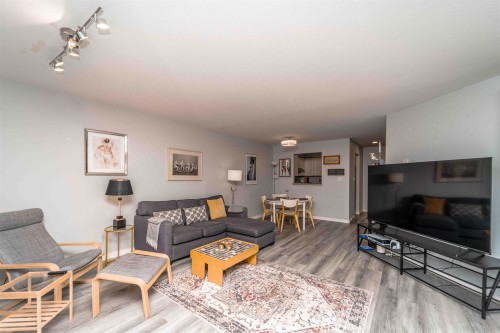 102-33675 Marshall Road, Abbotsford, BC 