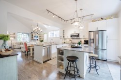 93-6450 187 Street  Surrey, BC V3S 2X4