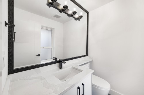 102-18002 63B Avenue, Surrey, BC 