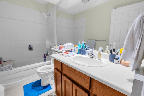 2151 148A Street, Surrey, BC 