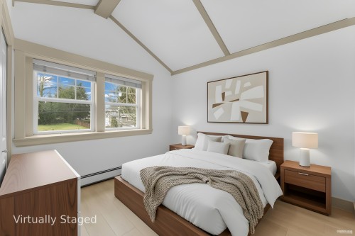 13125 108 Avenue, Surrey, BC 