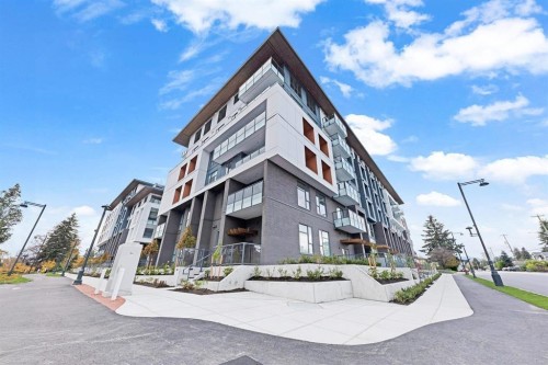 E112-10829 140 Street  Surrey, BC V3R 0H4