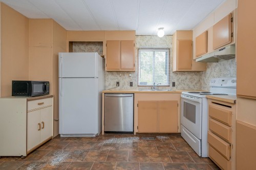 3381 208 Street, Langley, BC 