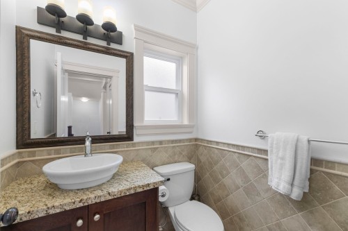 6746 191A Street, Surrey, BC 