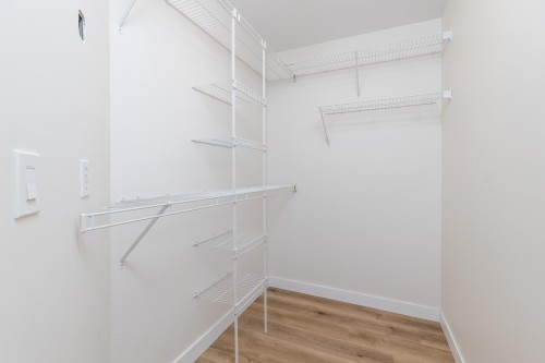 201-15241 18 Avenue, Surrey, BC 