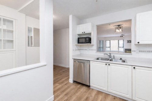 201-15241 18 Avenue, Surrey, BC 