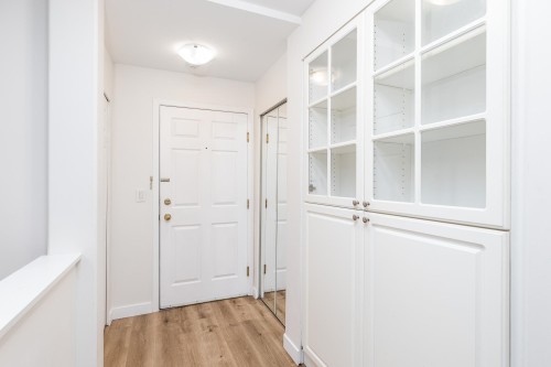 201-15241 18 Avenue, Surrey, BC 