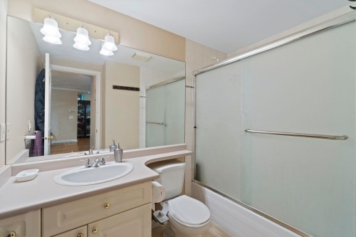 103-7435 121A Street, Surrey, BC 