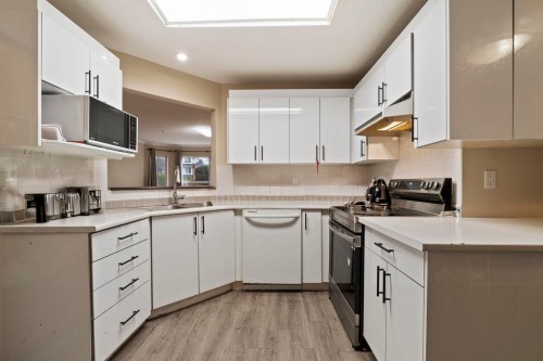 103-7435 121A Street, Surrey, BC 