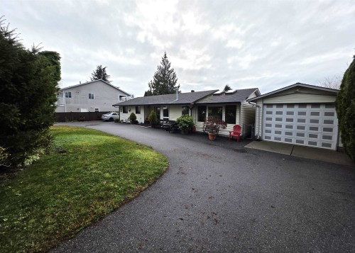 3319 275 Street, Langley, BC 