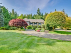 13315 25 Avenue  Surrey, BC V4P 1Y6