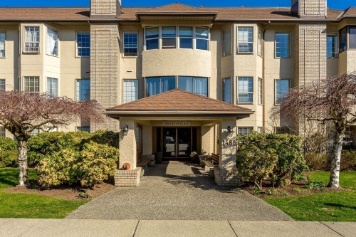 304-1488 Merklin Street  White Rock, BC V4B 4C3