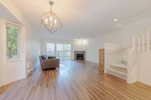 15-1828 Lilac Drive  Surrey, BC V4A 5C1