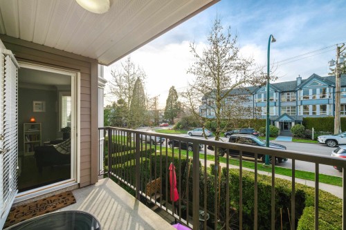 206-15357 Roper Avenue, White Rock, BC 