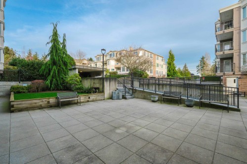 206-15357 Roper Avenue, White Rock, BC 