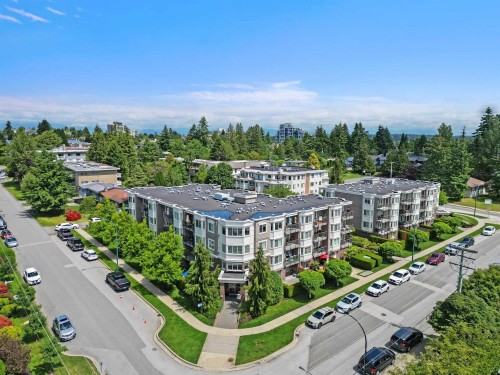 206-15357 Roper Avenue, White Rock, BC 