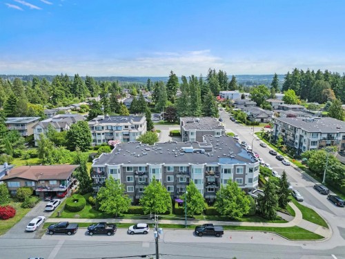 206-15357 Roper Avenue, White Rock, BC 