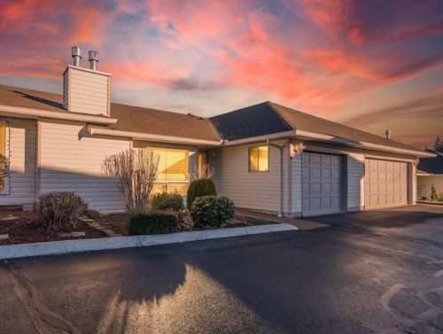 3-32640 Murray Avenue  Abbotsford, BC V2T 4T5