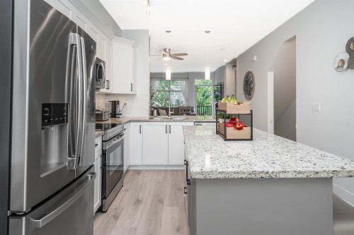 72-19525 73 Avenue, Surrey, BC 