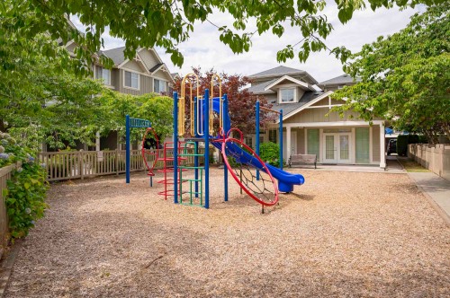 72-19525 73 Avenue, Surrey, BC 