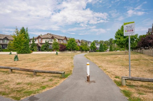 72-19525 73 Avenue, Surrey, BC 