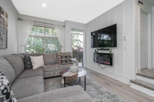 72-19525 73 Avenue, Surrey, BC 