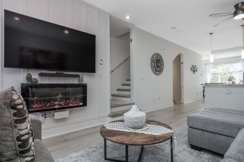 72-19525 73 Avenue, Surrey, BC 