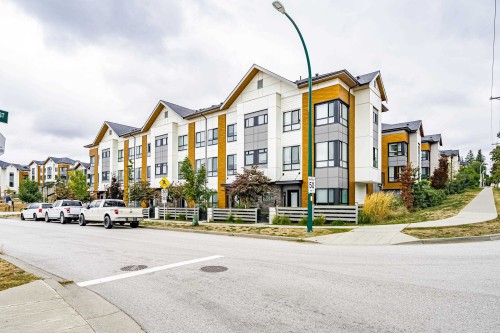 3-15151 Edmund Drive, Surrey, BC 