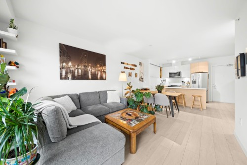 623-13963 105 Boulevard, Surrey, BC 
