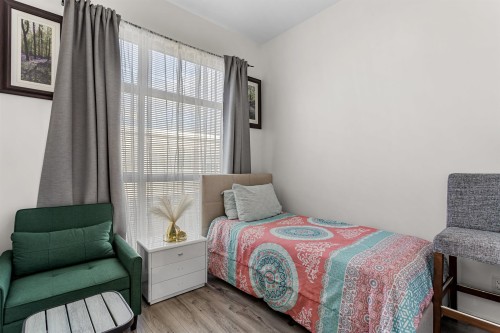 516-13733 107A Avenue, Surrey, BC 