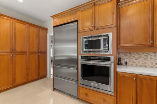 9-15715 34 Avenue, Surrey, BC 