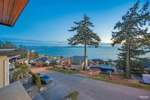 14523 Magdalen Avenue  White Rock, BC V4B 2X5