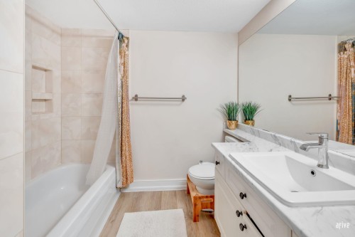 232-13900 Hyland Road, Surrey, BC 