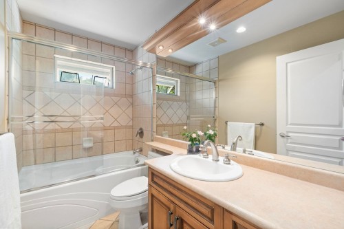 3918 156B Street, Surrey, BC 