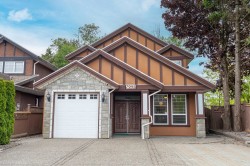 7995 112a Street  Delta, BC V4C 4Y4