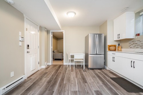 6075 165A Street, Surrey, BC 