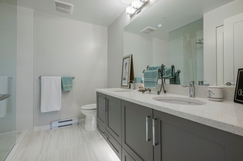 D109-20211 66 Avenue, Langley, BC 