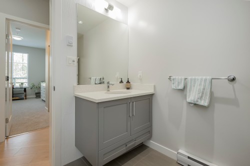 D109-20211 66 Avenue, Langley, BC 