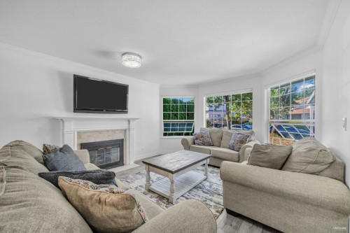 13330 59B Avenue, Surrey, BC 