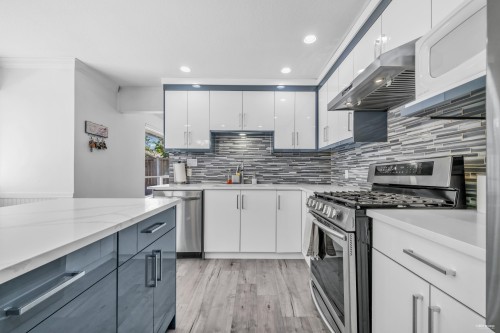 13330 59B Avenue, Surrey, BC 