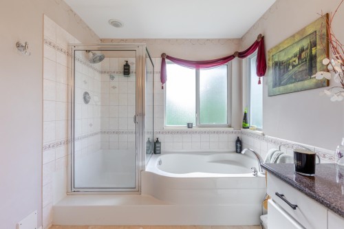 7931 Redtail Place, Surrey, BC 