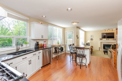 7931 Redtail Place, Surrey, BC 