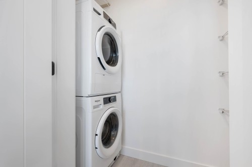 307-32828 Landeau Place, Abbotsford, BC 